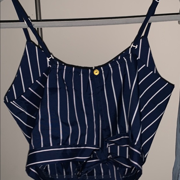 top - Picture 2 of 2